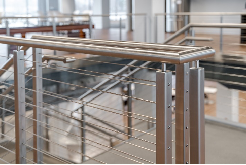 Advantages and disadvantages of cable infill railing