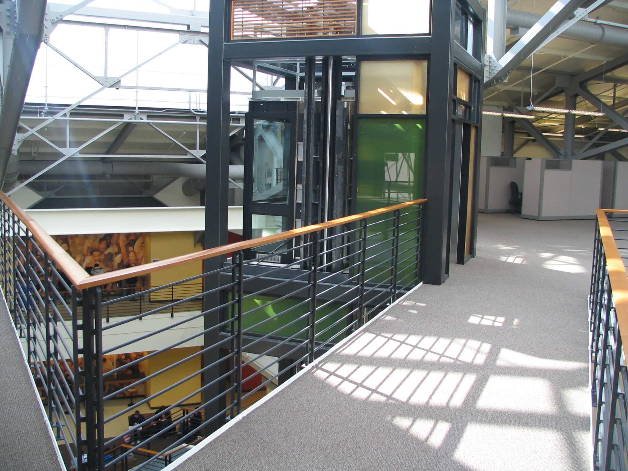 Guardrail vs Handrail Understanding IBC Code Requirements